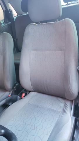 GM Corsa Maxx 1.8 - com direção hidráulica - revisado - Foto 10