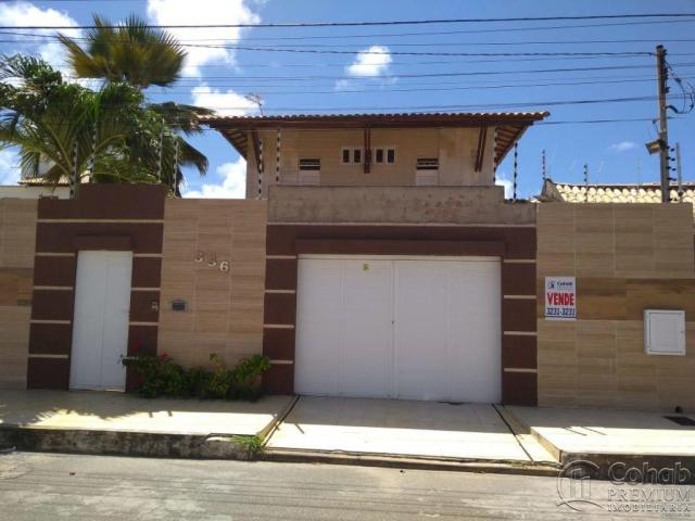 Casa no bairro: coroa do meio, prox. à orla