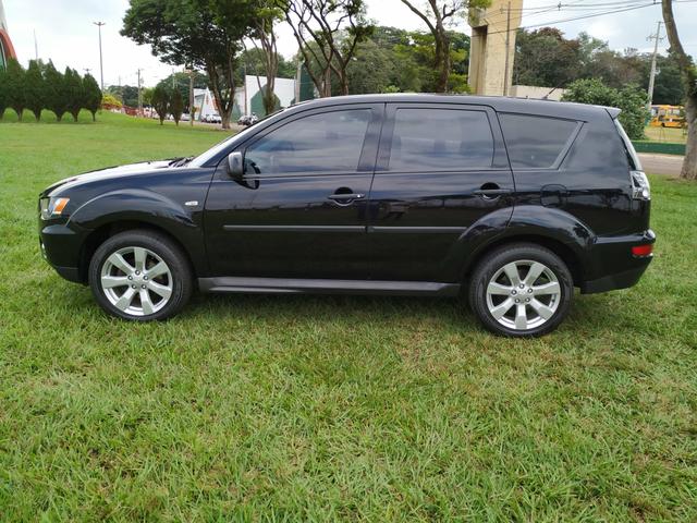 Outlander 2.4 2009/2010. 4x4 - Foto 2