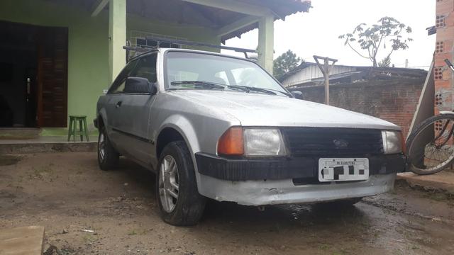 Ford Escort 86