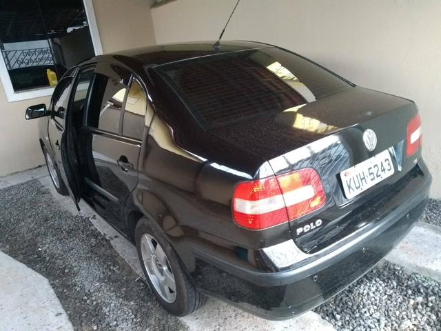 Volkswagen Polo sedan 1.6 2005 - Foto 2