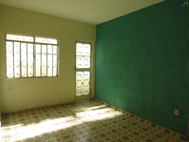 Casa a venda / quadra 07 conjunto c / 04 quartos / varanda / garagem coberta - Foto 4