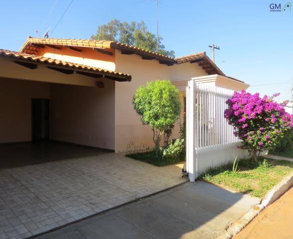 Casa a venda / Condomínio Vivendas Campestre / 03 Quartos / Churrasqueira / Casa de apoio