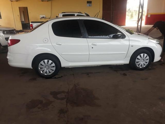 Carro Peugeot 207