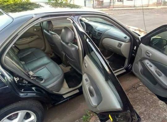 Nissan com 127 mil km rodados - Foto 11