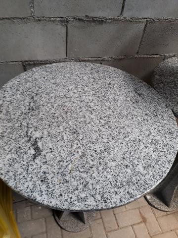 Mesa de granito redonda (semi nova) - Foto 2