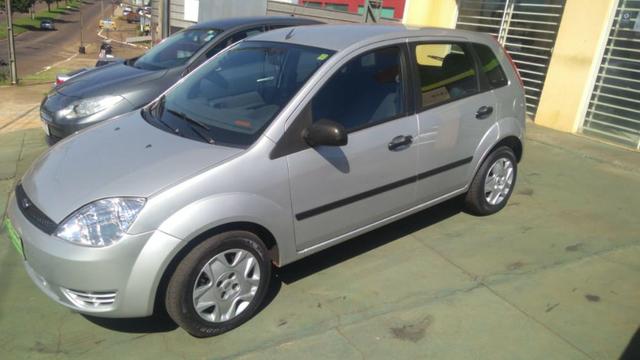 Fiesta 1.0 hatch, 4 portas, 2003,