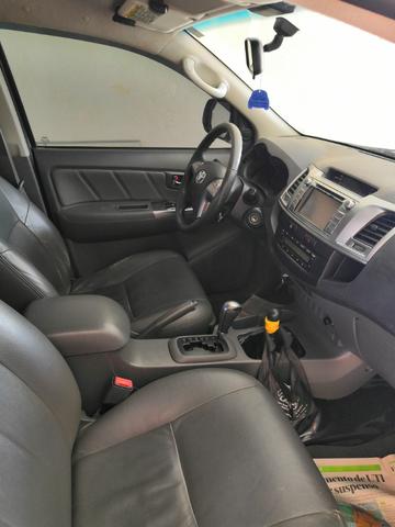 Hilux Srv 3.0 Turbo diesel 4x4 Top 2014 - Foto 7