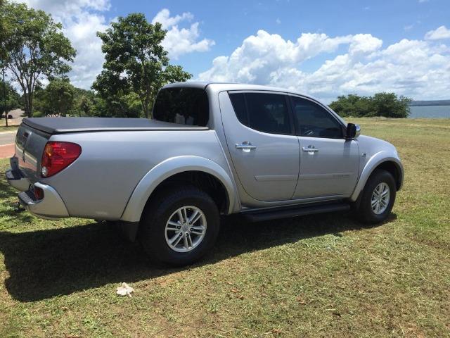 Vendo Mitsubishi L200 Triton modelo 2014 - Foto 3