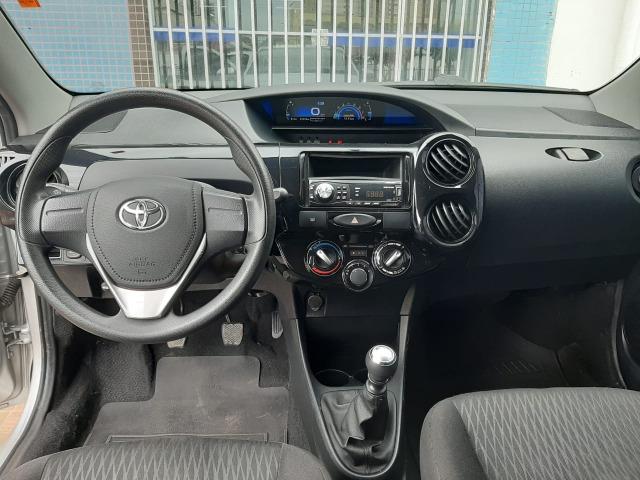 Vendo Toyota Etios - Foto 7