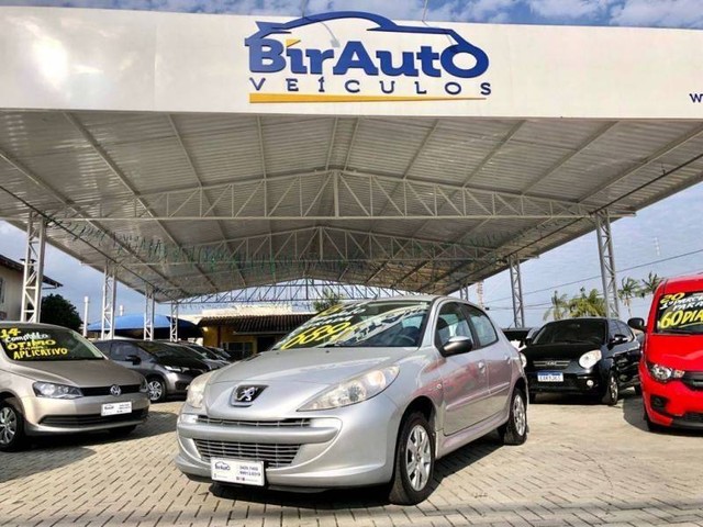 PEUGEOT 207 2013/2013 1.4 XR 8V FLEX 4P MANUAL
