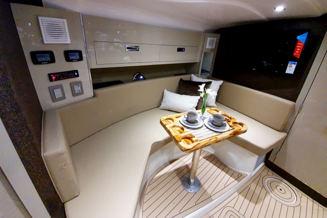 Lancha Ventura 400Ht - 40 pés - Ñ e FS/Focker/NX/Solara/Intermarine/Bayliner - Foto 7