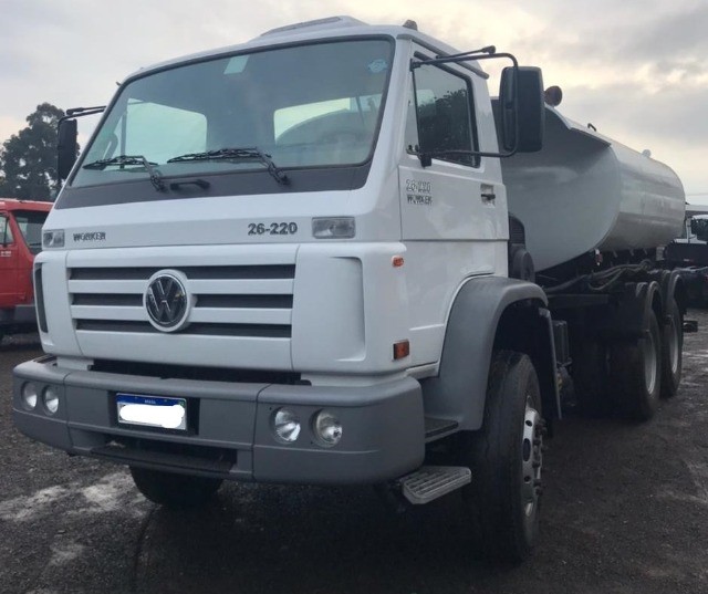 VW/26.220 EURO3 WORKER 2011 TANQUE