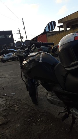 SUZUKI YES 125 SÓ PERA RODAR