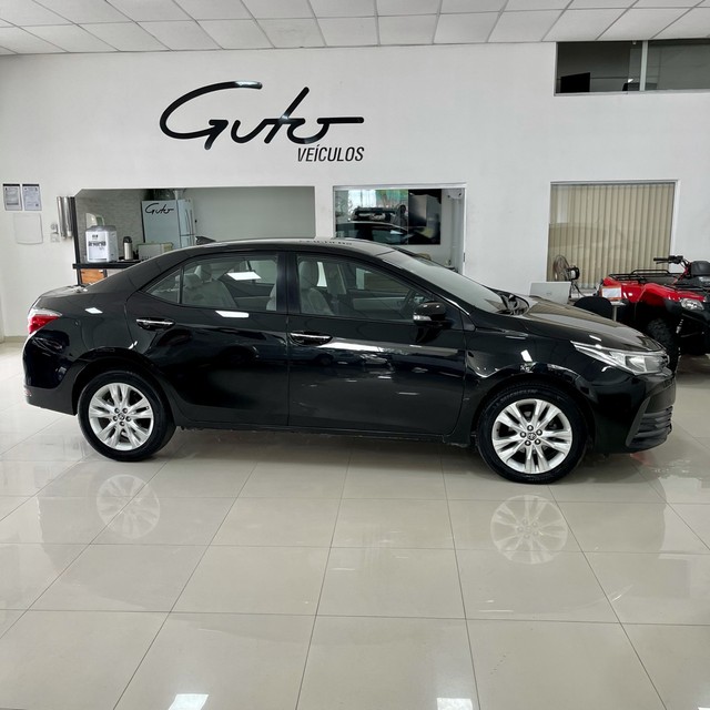 TOYOTA COROLLA XEI 17/18 48.000KM