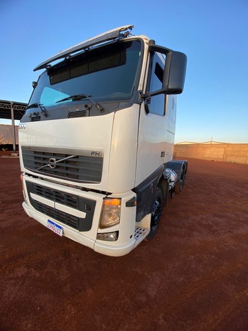Caminhão Volvo FH 480 6x4T - 2010