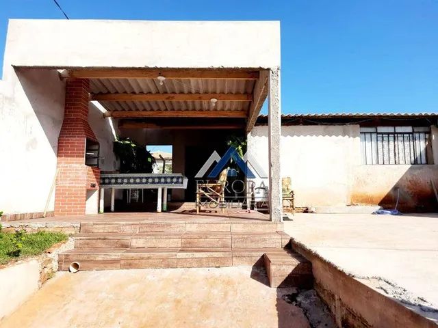 Casas na Rua Coroados em Londrina