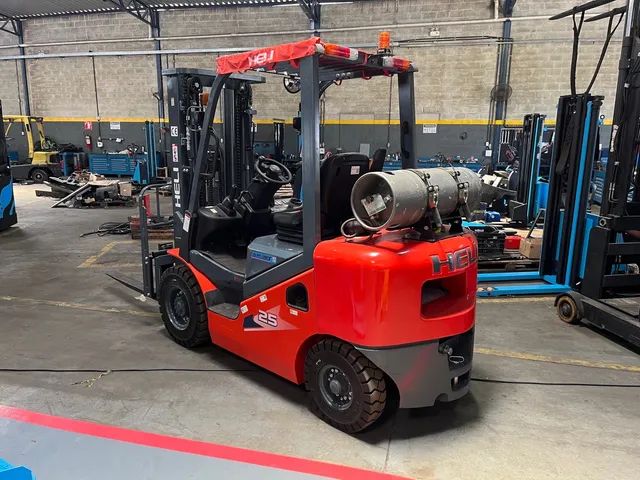 Empilhadeira GLP e Diesel  - Foto 4