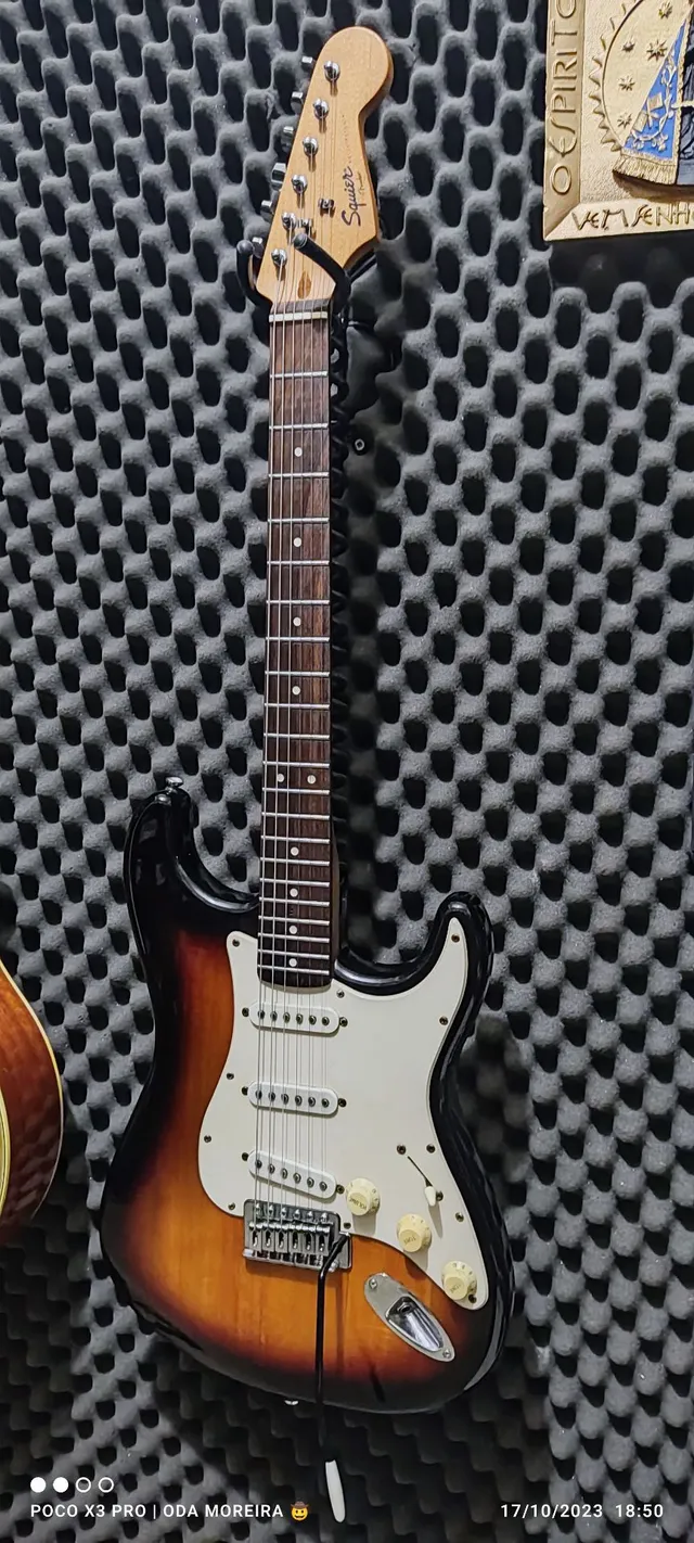 Troco celular por guitarra  +258 anúncios na OLX Brasil