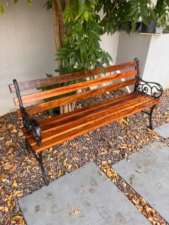 Banco de Praça e Jardim 