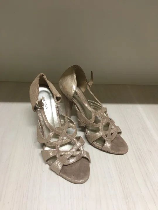Sandálias  - Foto 3