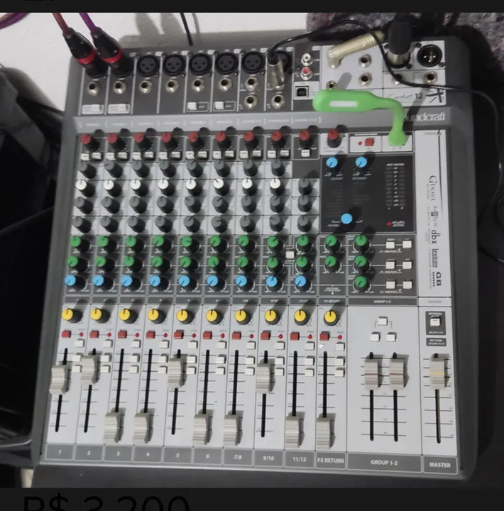 Mesa de som Soundcraft 12 Mtk