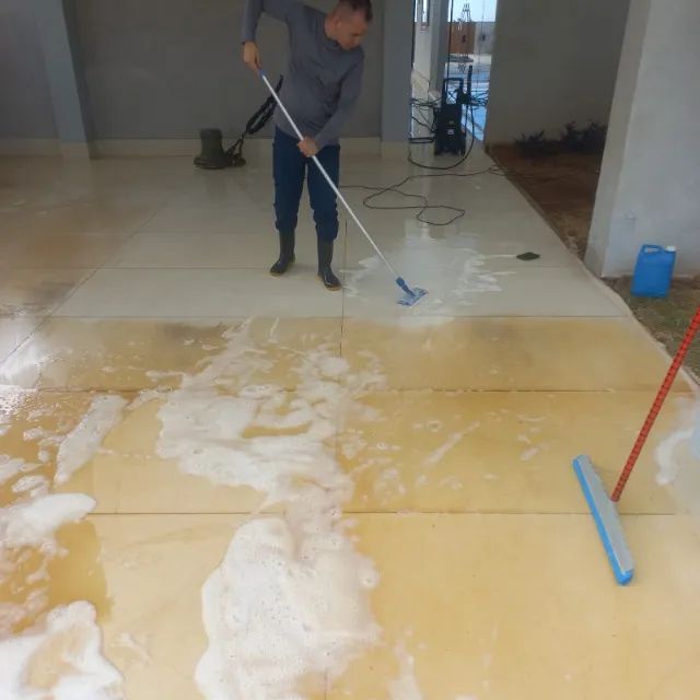 Limpeza pós obra e pisos em geral - Foto 4