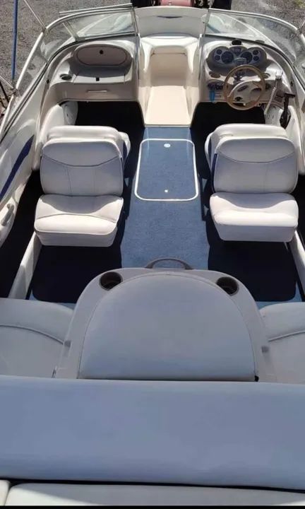 Lancha Bayliner - 9 lugares - Foto 7