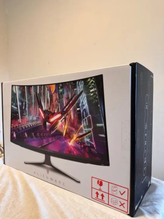 Monitor Gamer Alienware Curvo 32 OLED novo, lacrado, com nota fiscal - Foto 4