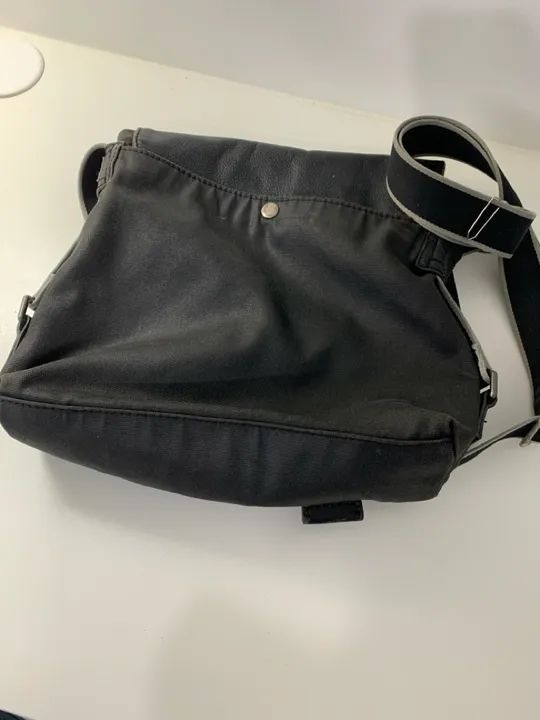 Bolsa Lacoste unissex de Ombro Preta - Foto 2
