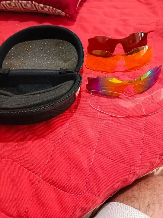 4 LENTES DE REPOSIÇÃO, PARA ÓCULOS ESPORTIVO , LEIA O ANÚNCIO - Foto 2