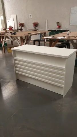 mesa reta ripada branca para escritorio - Foto 3