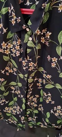 Blusa com botões  - Foto 2