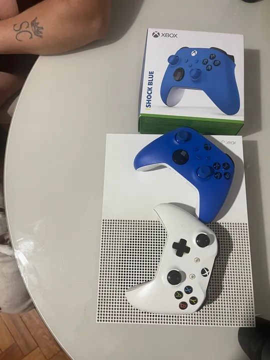 Controle Xbox Series X/S - Shock Blue e Branco - Foto 4