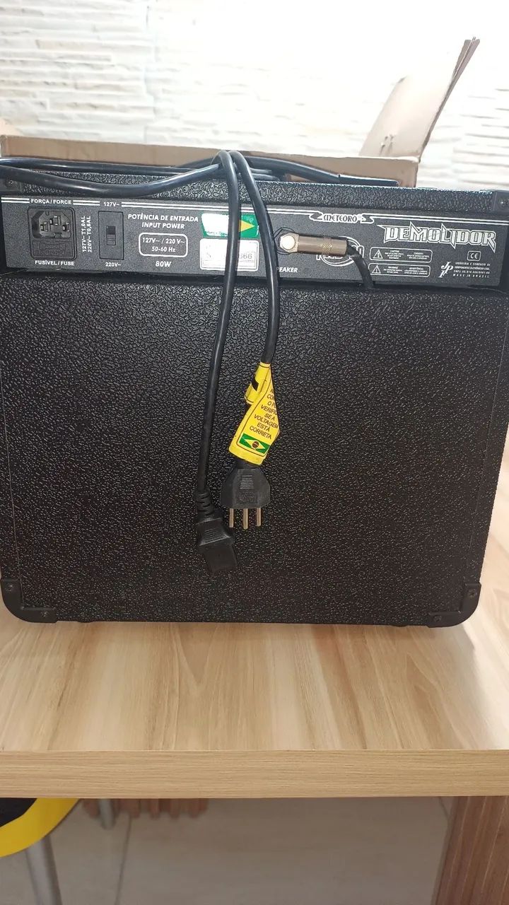 Amplificador FWB-20 Meteoro Vulcano FWB-20 Demolidor - Foto 3