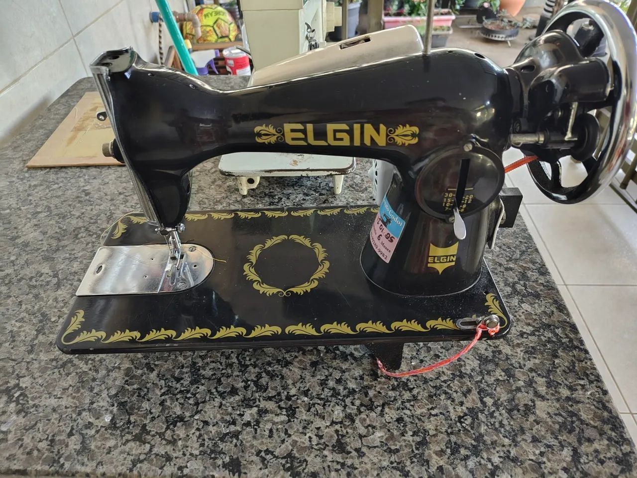 Máquina de costura  - Foto 3