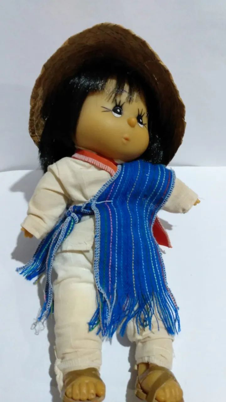 Boneco antigo traje típico mexicano