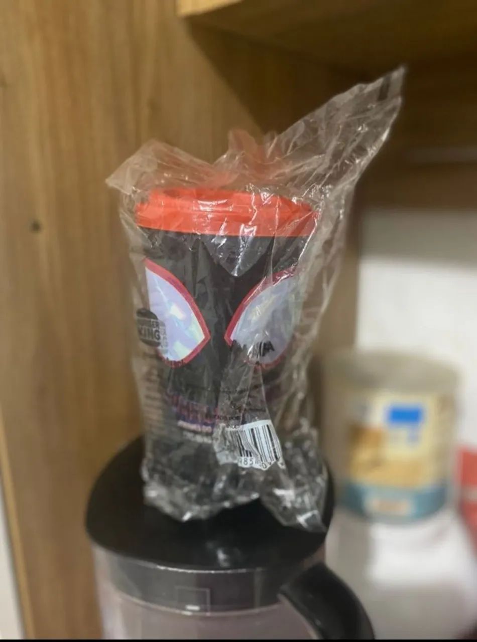 Copo do homem aranha ? 