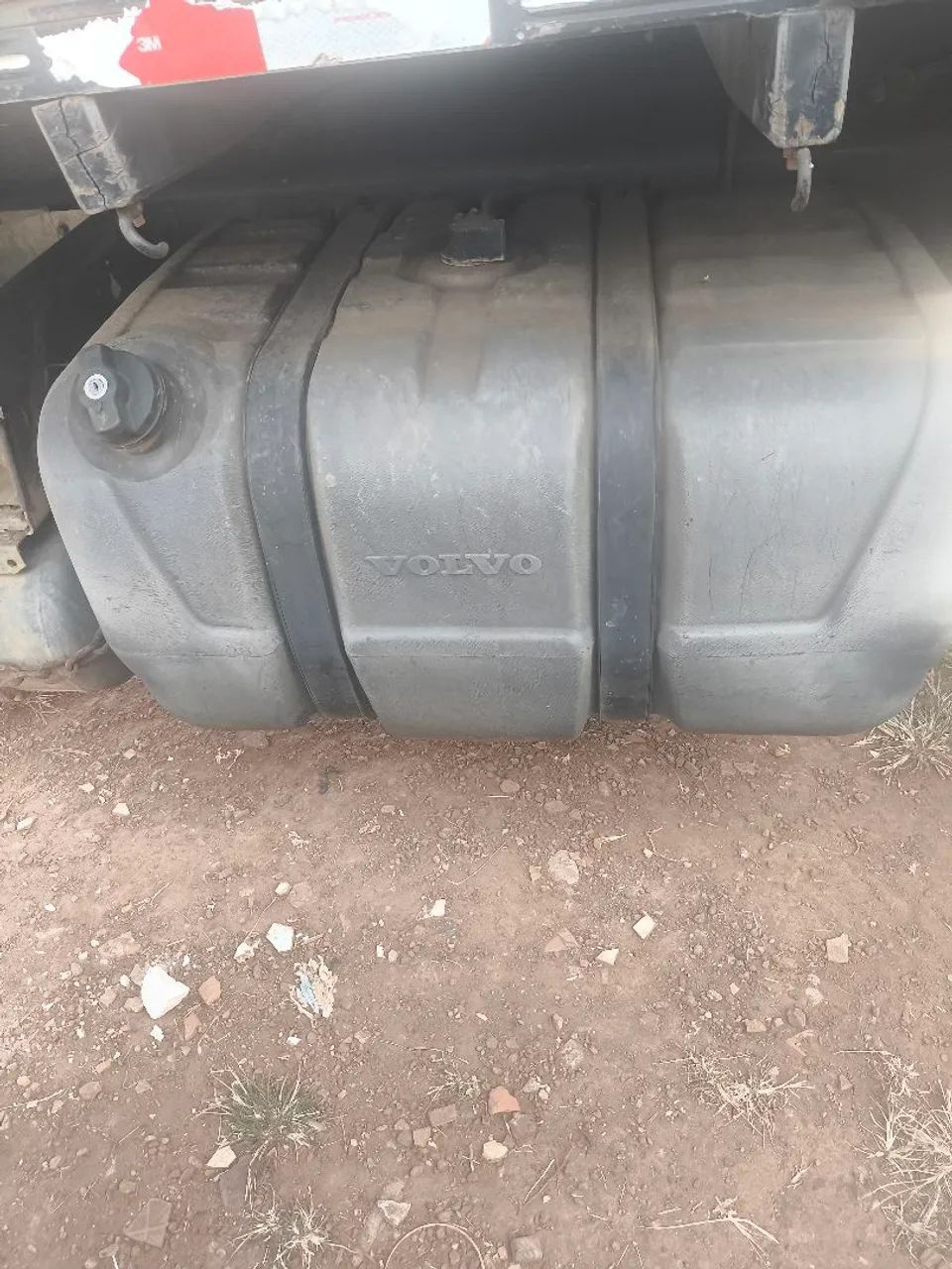 TANQUE DE COMBUSTIVEL CAMINHÃO VOLVO VM 