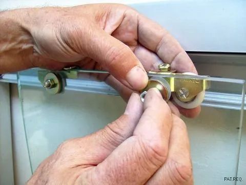  SERVIÇOS e MANUTENÇÃO. Box, Portas, Janelas e Mais... - Foto 3