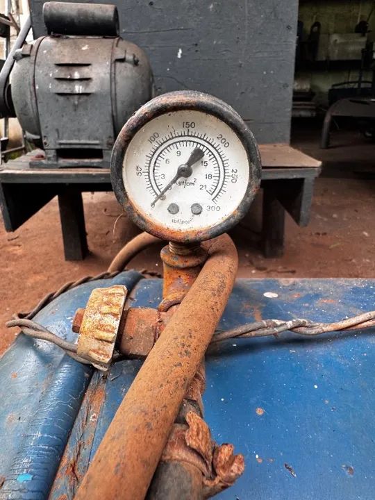 Compressor de Ar 120 litros | usado - Foto 2
