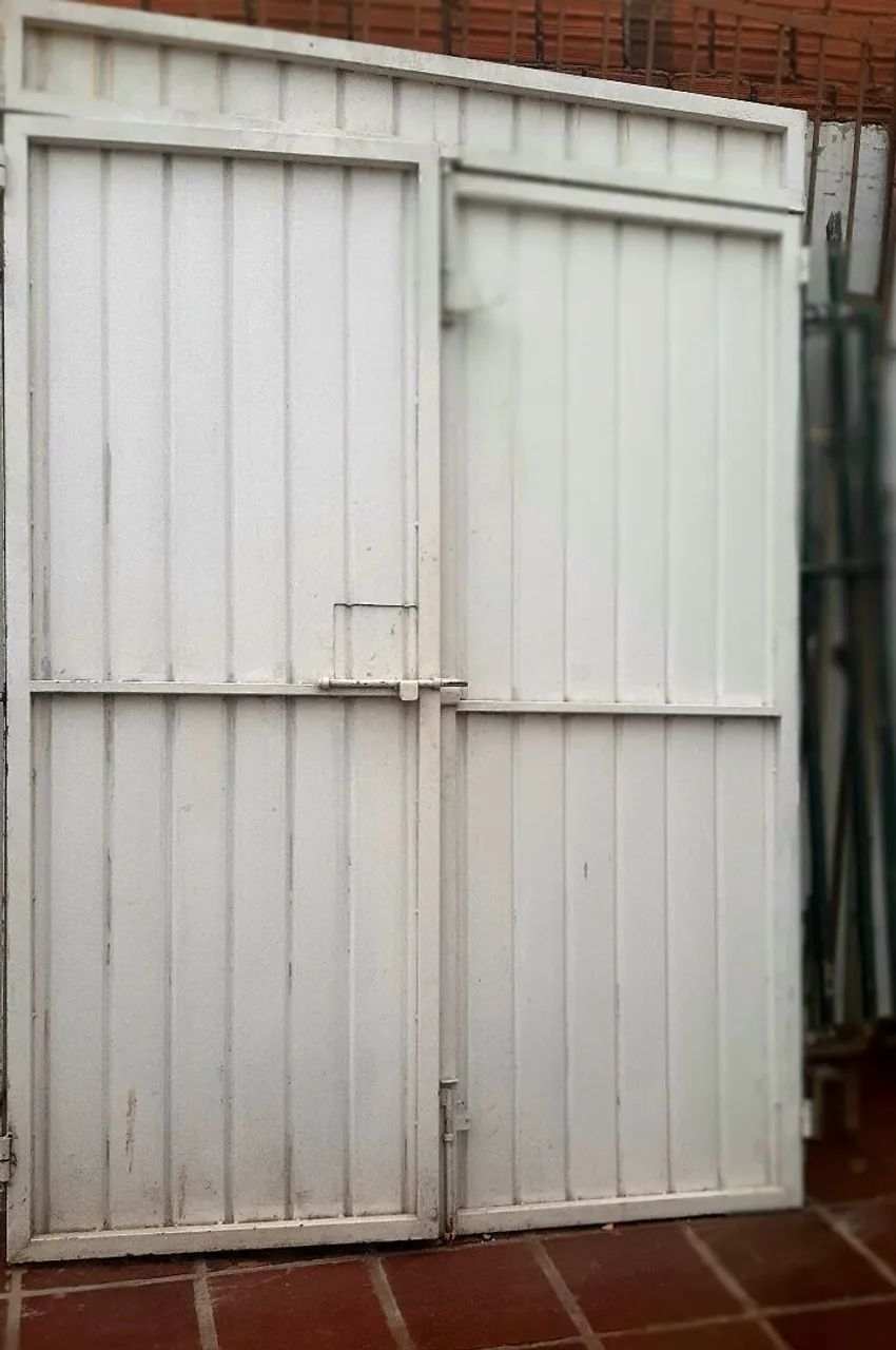 Portao 2 folhas 1,60x2,27 completo chapa grossa64840773486082120