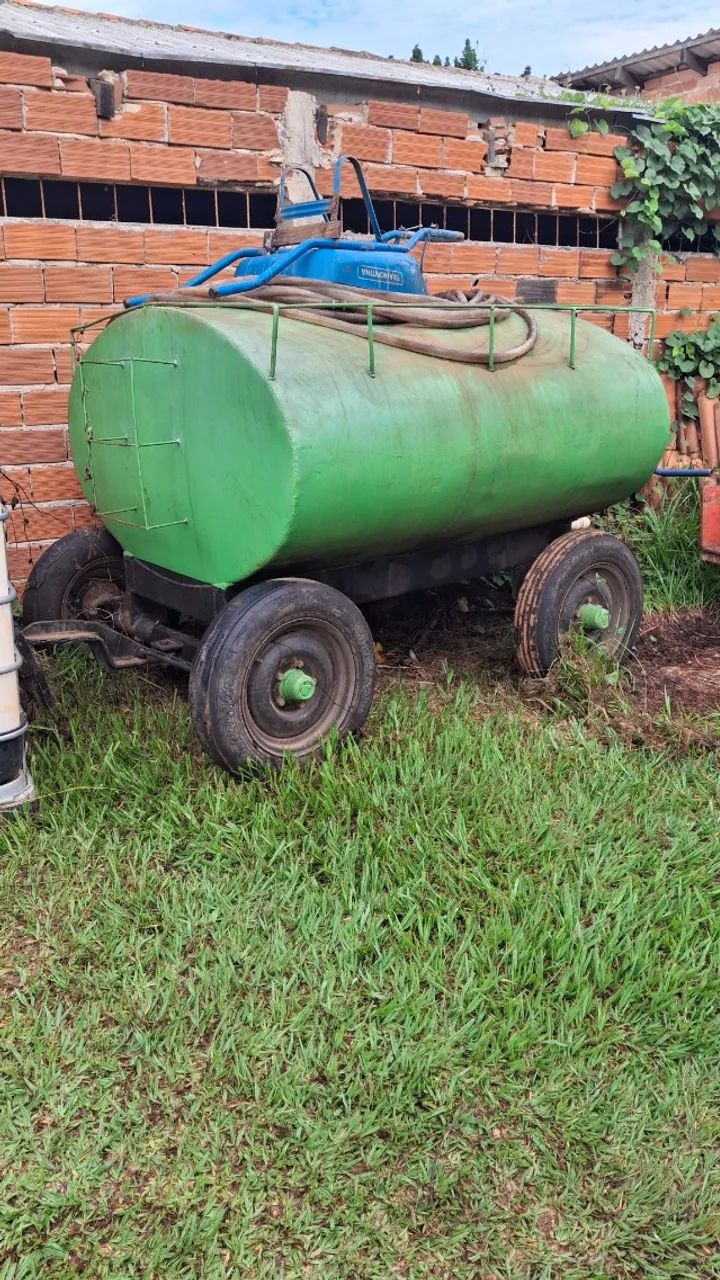 Pipa tanque agrícola tanque para trator, 2 mil litros com bomba. Contato * - Foto 3