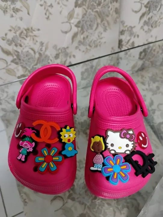 Sandálias estilo Crocs serve 20/21