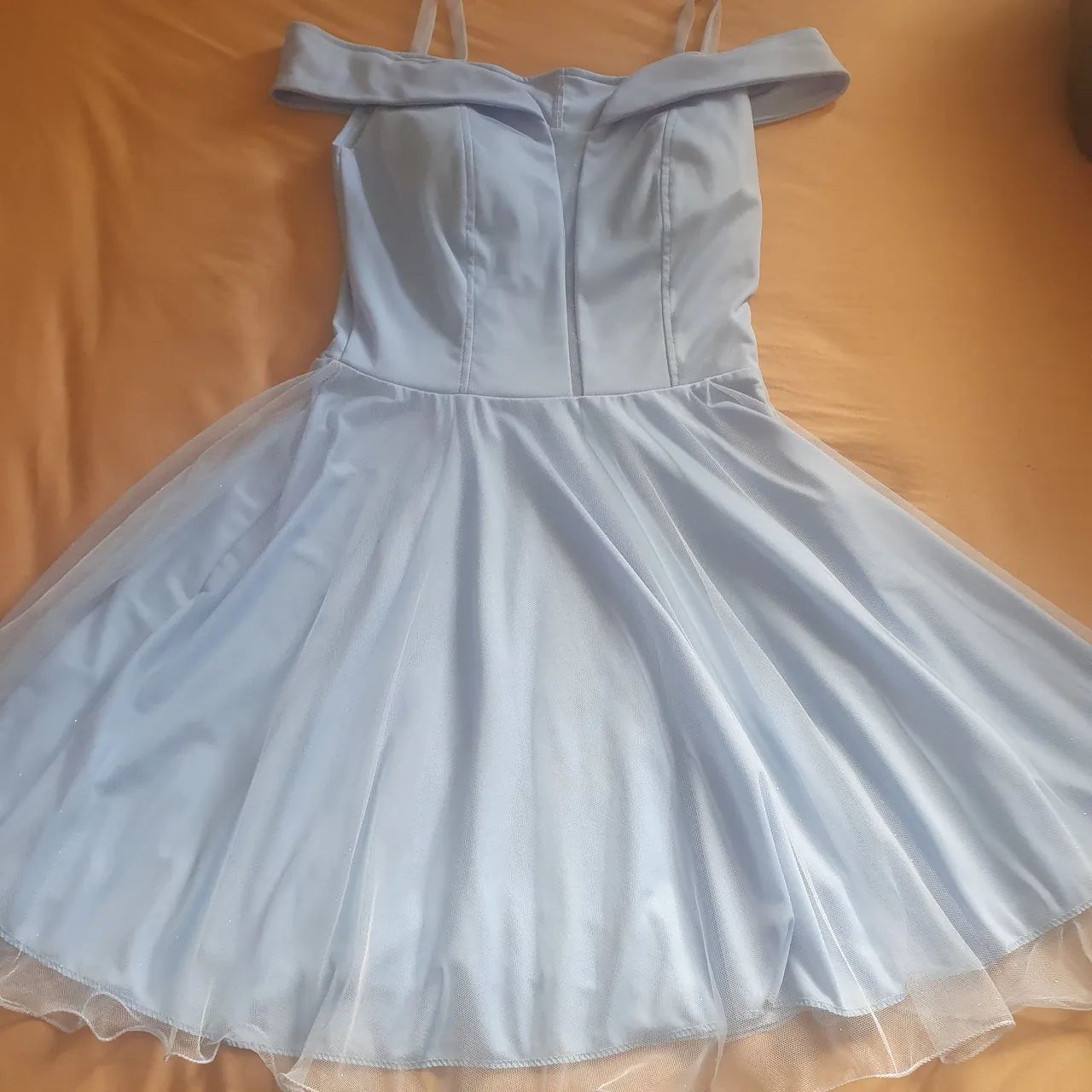 Vestido azul off-shoulder com saia rodada - Foto 3
