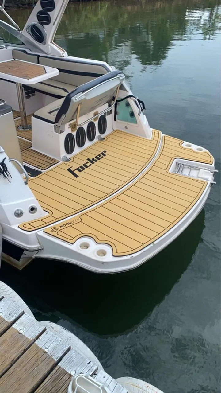 Lancha focker 305