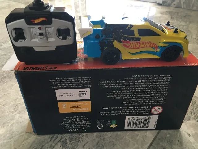 Carrinho de Controle Remoto