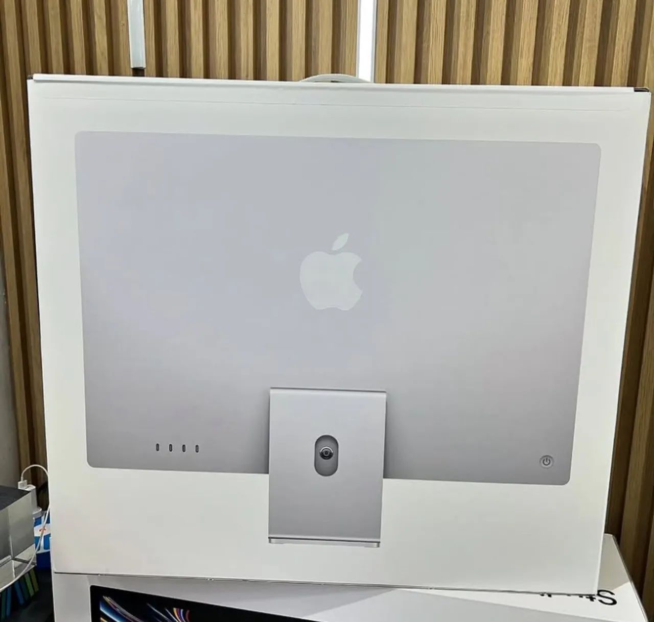 iMac 24 INCH | 256SSD|8Gb| Chip M3 