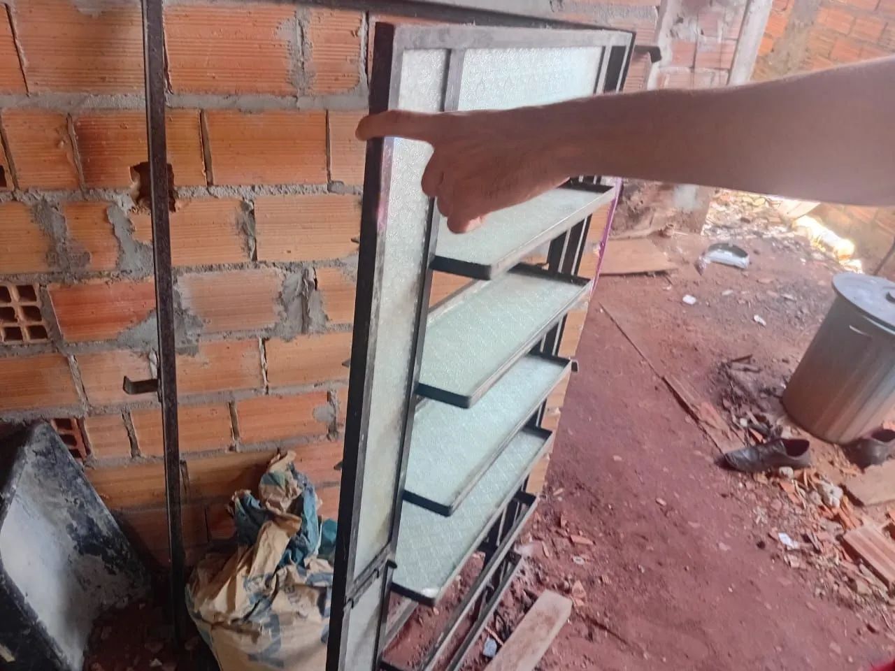 Balancin que vira janela. 64739706945923122