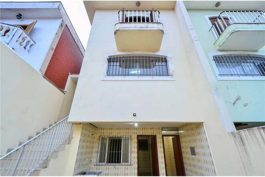 Excelente Sobrado à venda no Bairro Vila das Belezas - São Paulo - SP